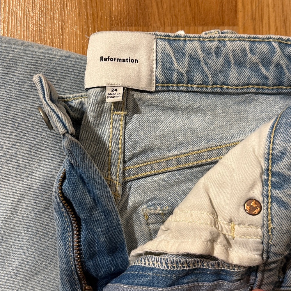 Reformation Light Blue High Rise Jeans - Picture 10 of 11